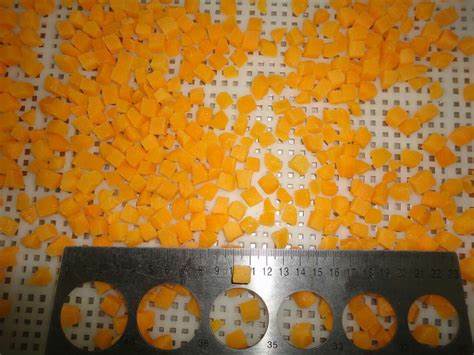 P&ecirc;ssegos Amarelos Org&acirc;nicos IQF em Cubos Embalados a Granel Frutas Congeladas Polpa em &Aacute;gua Cubos Inteiros e Metades Sabor Doce Preservados 0