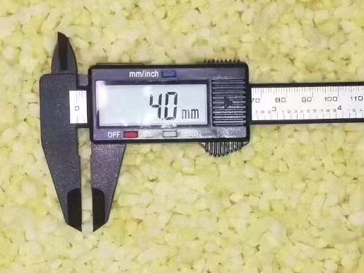 Sinocharm HALAL KOSHER Fornecedor de Gengibre em Cubos IQF Chin&ecirc;s 4*4mm Fresco 1kg Gengibre Congelado para Especiarias 0